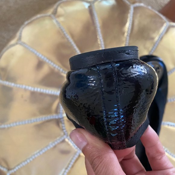 Tory Burch Black Patent Flats with Gold Logo - Picture 5 of 6